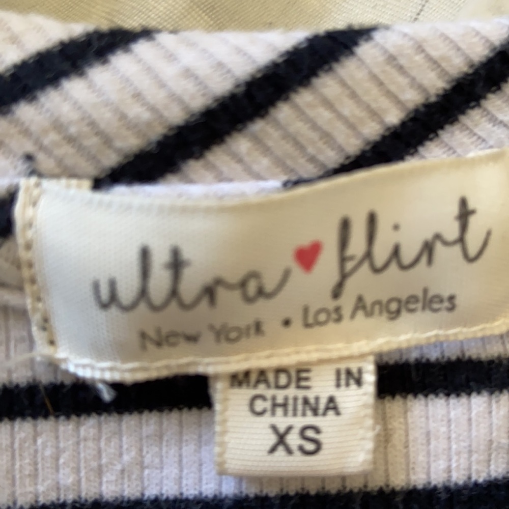 stripped tee - Picture 3 of 3